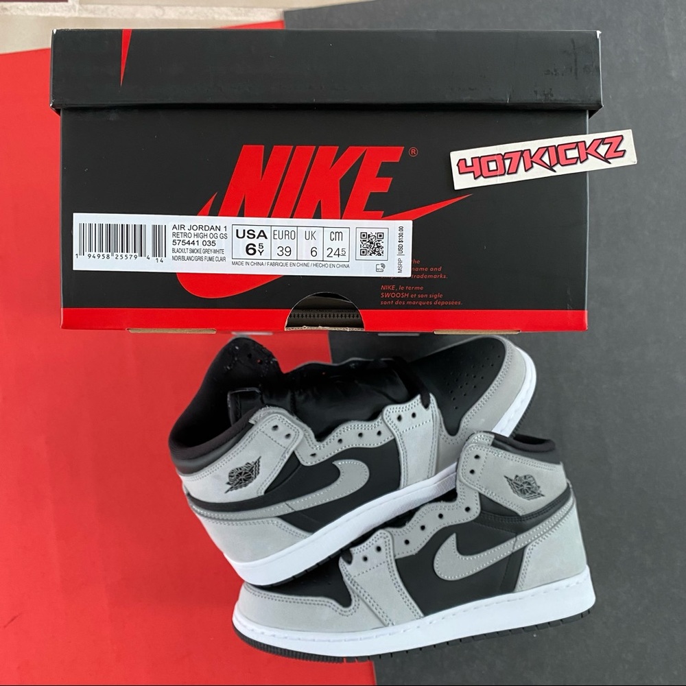 Air Jordan 1 Retro High OG Shadow 2.0 🖤 - Picture 5 of 13